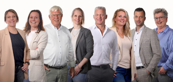 Teamfoto van Makelaardij Van Wijnen B.V.